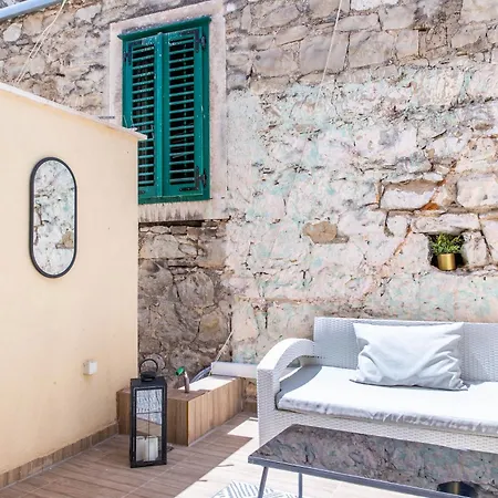 Guest house Hrpina Heritage House I Makarska