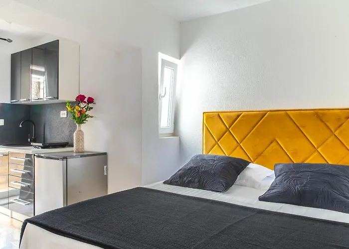 Гостьовий будинок Hrpina Heritage House I